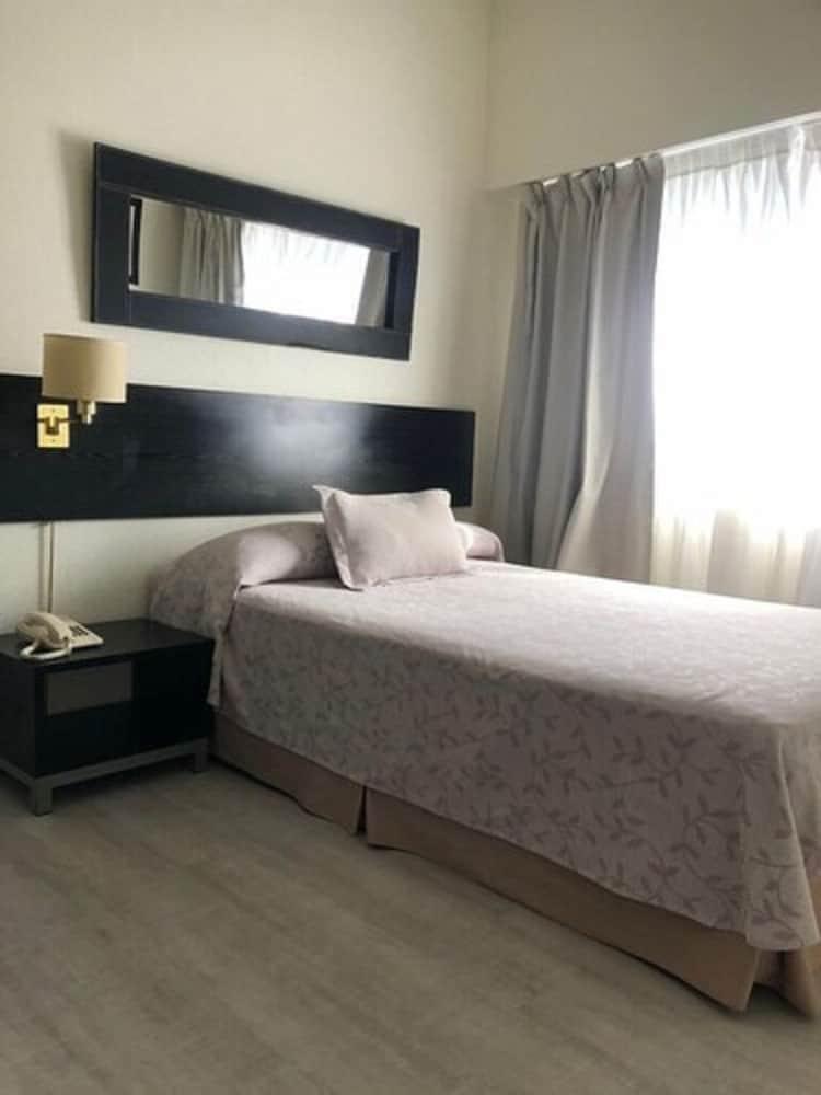 La Perla Hotel Buenos Aires