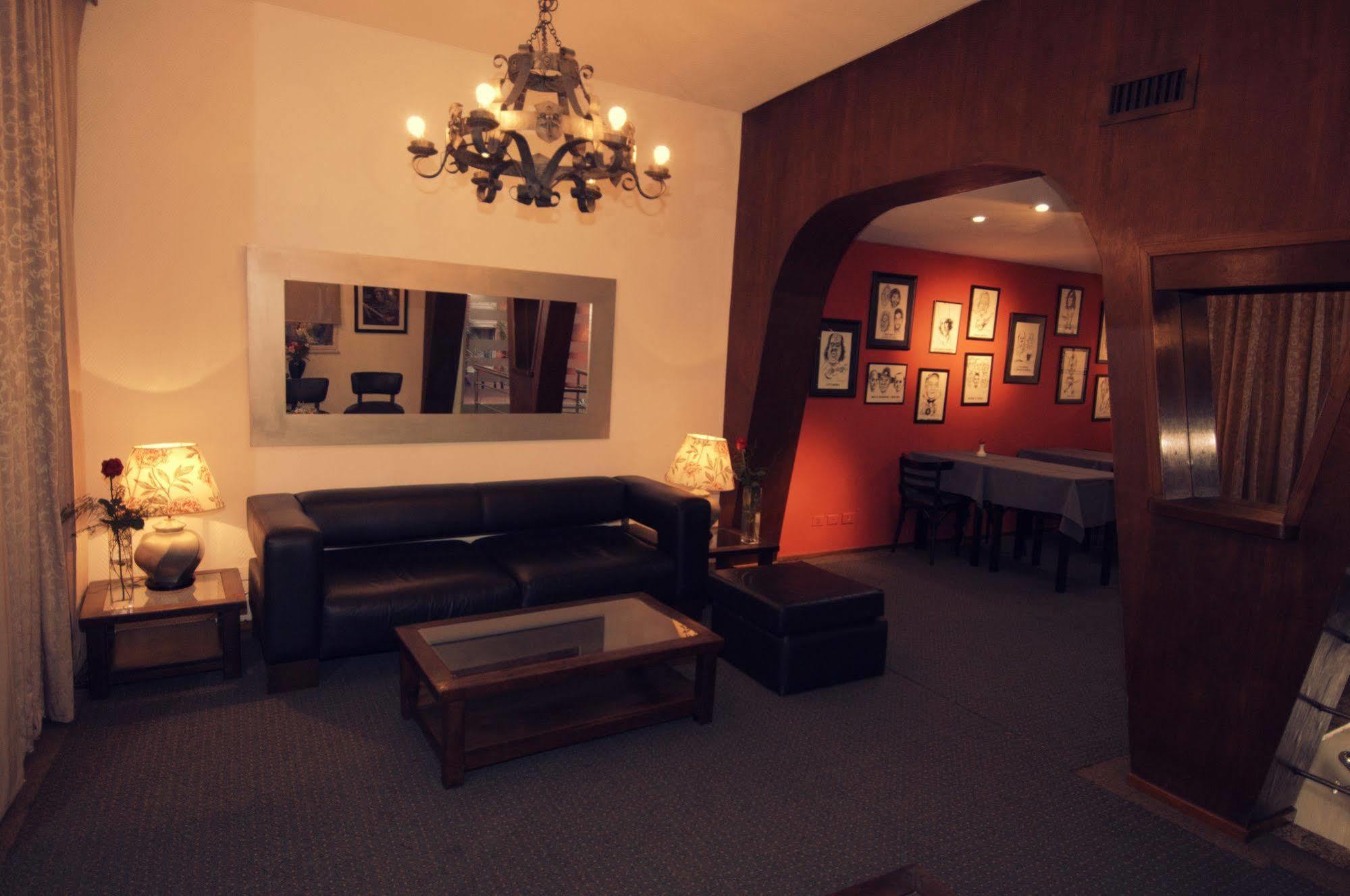 Hotel La Perla Buenos Aires